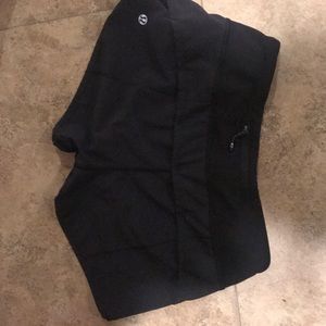 Lululemon shorts size 2 small